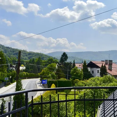 아파트 Beskid House Loftowy Blisko Gor Sauna&balia Platna By Reapartments 비엘스코-비아와