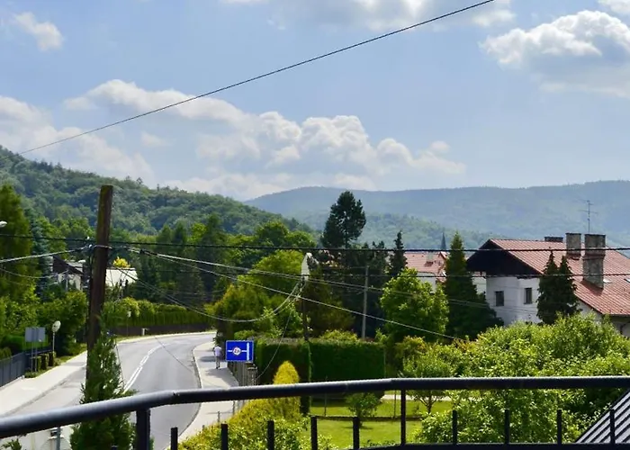 Apartment Beskid House Loftowy Blisko Gor Sauna&balia Platna By Reapartments Bielsko-Biala